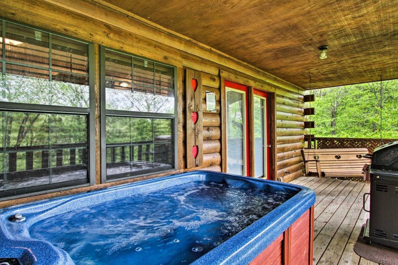 River Rush- Cozy Riverfront Cabin 5 Mi To Pigeon Forge Sevierville Exteriör bild