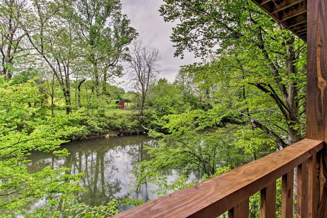River Rush- Cozy Riverfront Cabin 5 Mi To Pigeon Forge Sevierville Exteriör bild