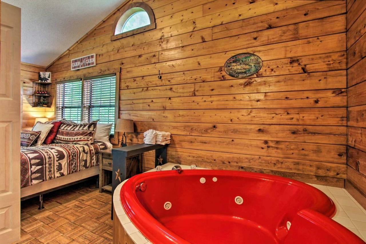 River Rush- Cozy Riverfront Cabin 5 Mi To Pigeon Forge Sevierville Exteriör bild